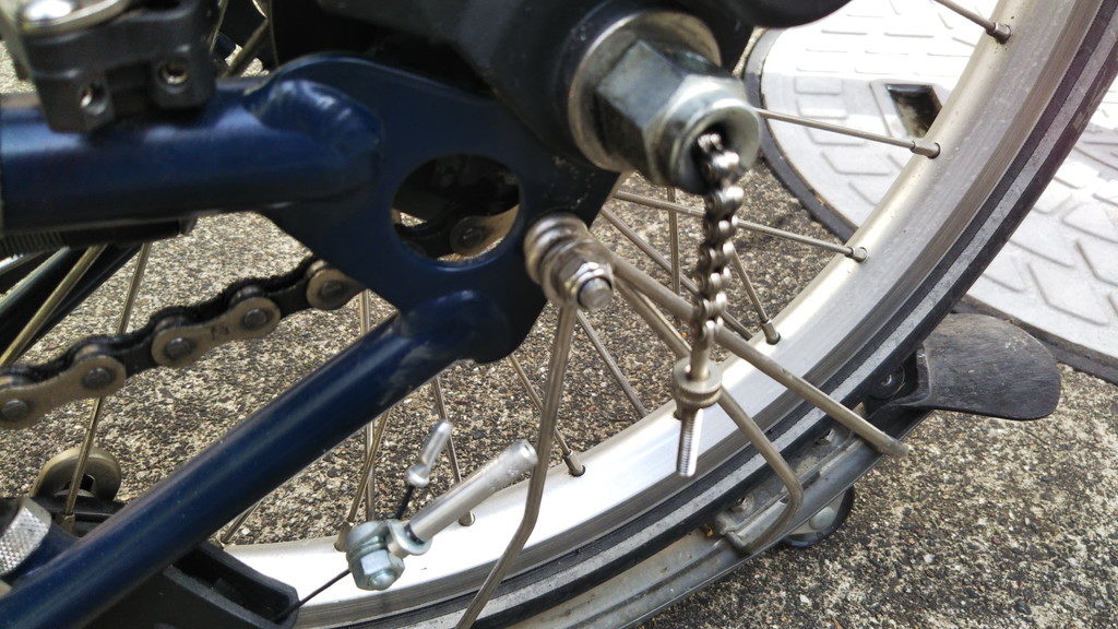 ブロンプトンの後輪の外し方、付け方（6速モデル）－サイクリング 